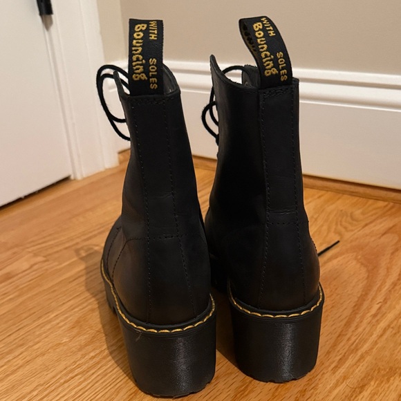 Womens Doc Martens - Picture 2 of 7